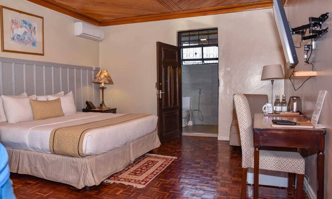 Muthaiga Hotel | Modern Superior Plus Room Near UN Nairobi & Village Market Modern Comfort
