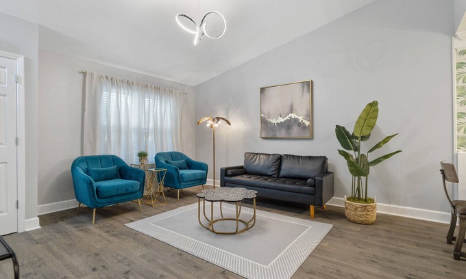 Tallahassee House | Modern Townhome less than 5 miles from FSU- 3b/2b