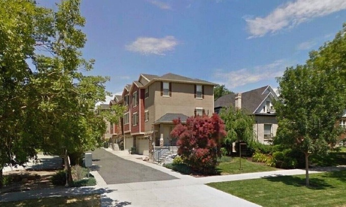 Central City House | Modern Townhome Near the Center of the City