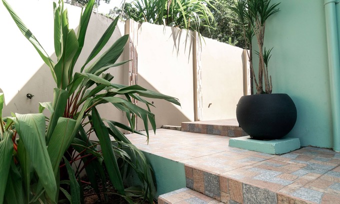 Les Coteaux Apartment | Modern two bedroom Caribbean Apartment
