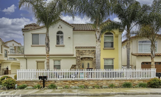 Downtown House | Modern Upscale Downtown Pismo Beach Home