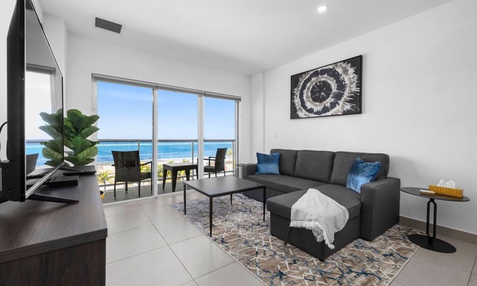 Oranjestad Condo | Modern Urban Paradise in Aruba