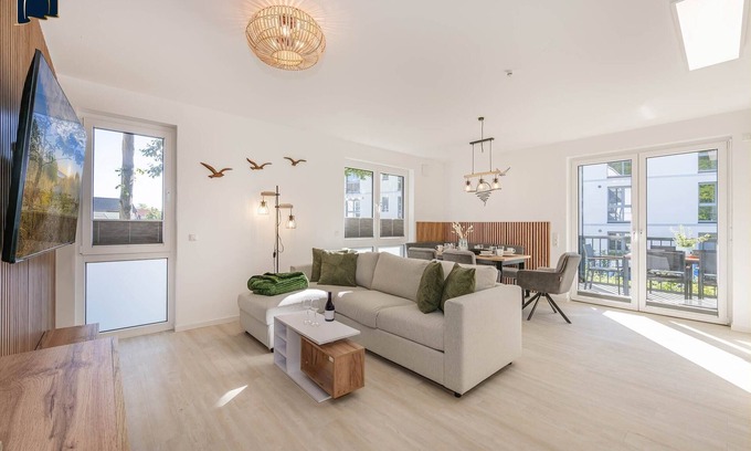 Koelpinsee Apartment | Modern vacation apartment with balcony, close to the beach in a quiet location