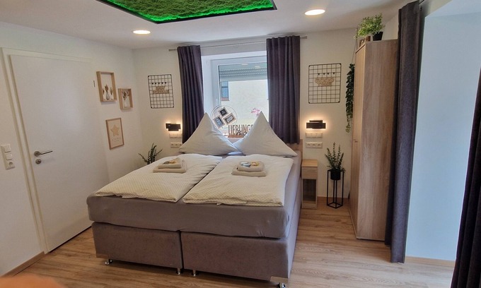 Posing Apartment | Modern vacation apartment/apartment fully equipped, incl. WLAN, additional costs
