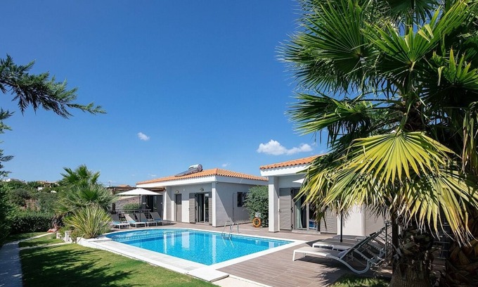 Armenoi Villa | Modern Villa of 2 Self-Contained Units, A/C, Private Pool with Children's Section in Armenoi!