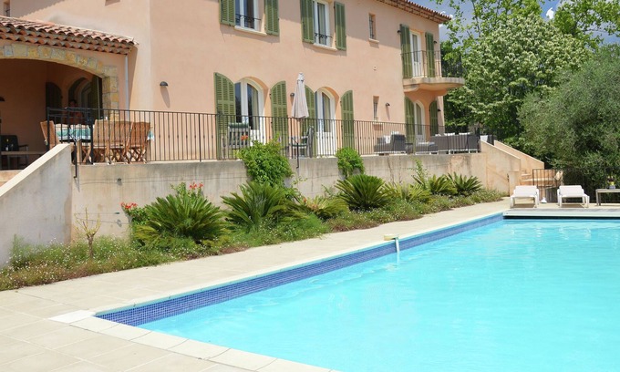 Cabris Villa | Modern Villa with Private Pool in Cabris