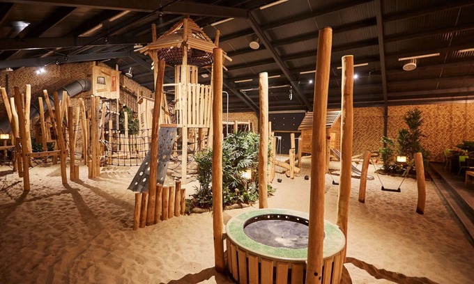 Roggel Villa | Modern villa with themed children's room in a holiday park in Limburg