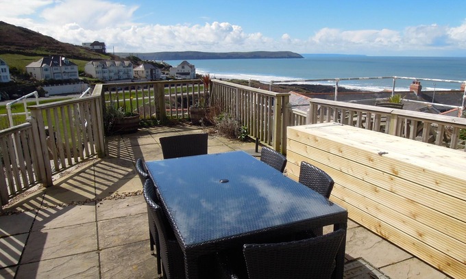 Mortehoe House | Modern Woolacombe House with Stunning Sea Views