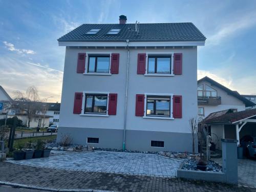 Schopfheim Apartment | Modern, Zentral und im Grünen