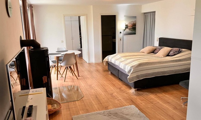 Goerwihl Apartment | Moderne 1-zimmer Ferienwohnung in Ruhiger Lage