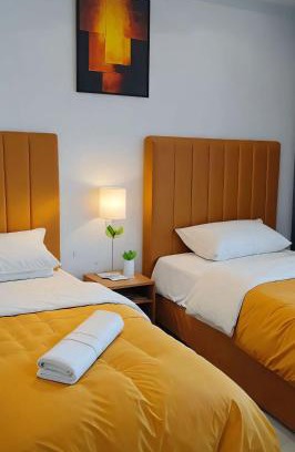 Tangier Apartment | Moderne Appartement au plein Centre-Ville en Face Hilton & la Gare de Train TGV avec climatisation N2