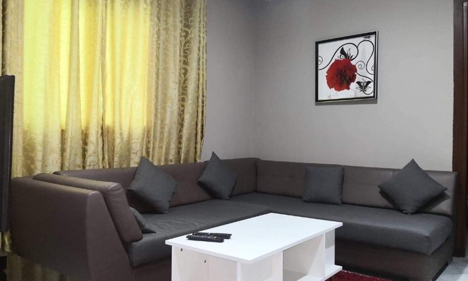 Les Berges Du Lac II Apartment | Moderne & fabuleux appart