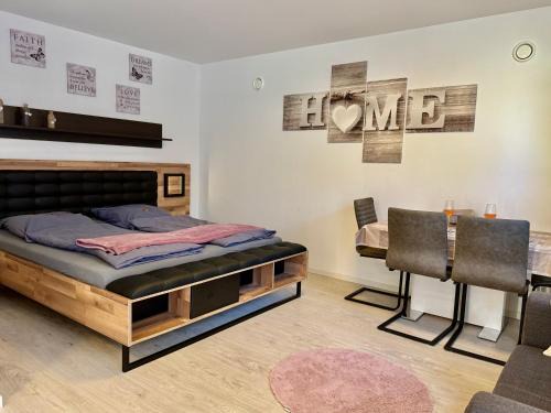 Meckenbeuren Apartment | Moderne Ferienwohnung nahe Ravensburger Spieleland & Friedrichshafen - mit Außenbereich