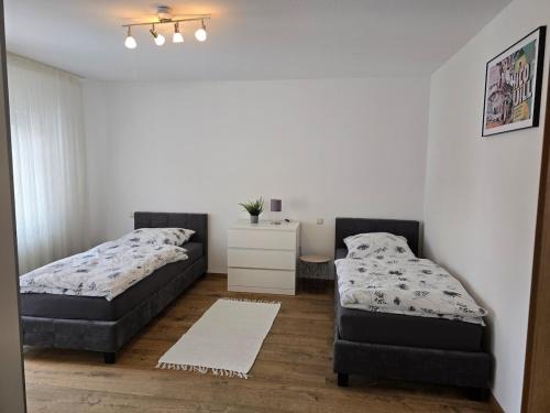 Bauerbach Apartment | Moderne großzügige Wohnung zu vermieten