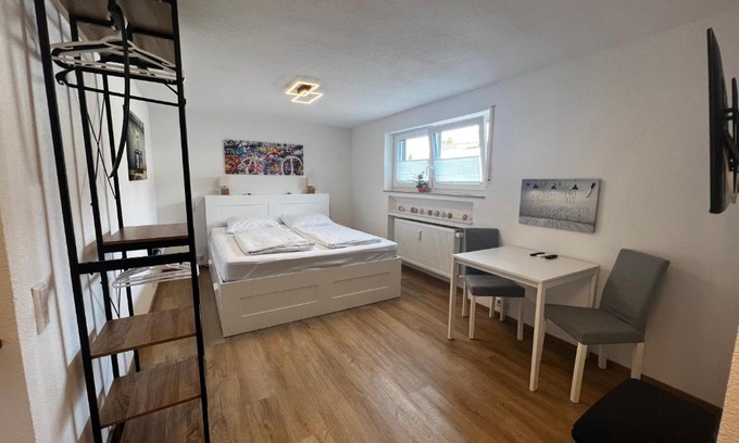 Villingen-Schwenningen Apartment | *moderne Wohnung ANTON in VS mit Küche+Bad