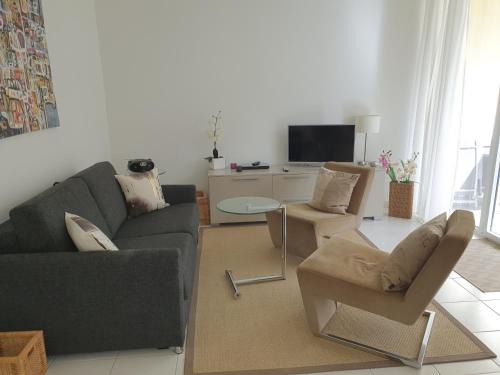 Zempin Apartment | Modernes Appartment, 3 Gehminuten zum Strand, Pool+Sauna