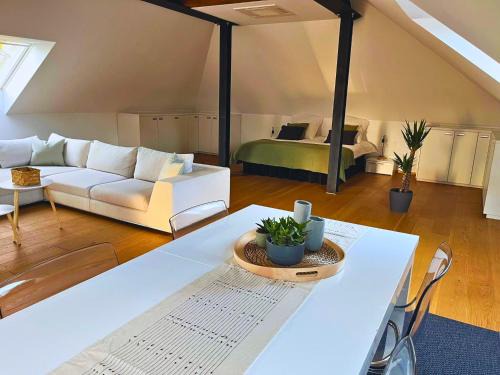 Oberdorla Apartment | Modernes Loft im Zentrum von Hattingen