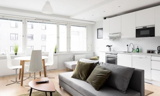 Alppiharju Apartment | Moderni asunto kalliossa