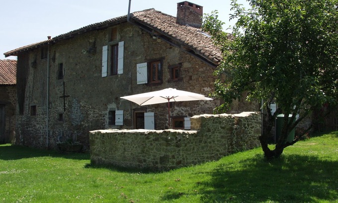 Cheronnac Other | Modernised Farmhouse, Three Bedrooms, Quiet Secluded Garden, Wifi and Pet