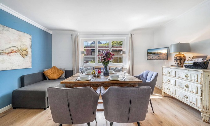 Hornum Apartment | Modernisierte Ferienwohnung mit Terrasse in Strandnaher Lage in Hörnum