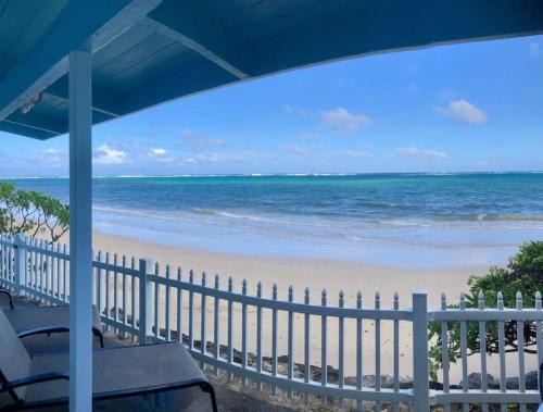 Punaluu House | Moeʻuhane Kai Beach Front Home