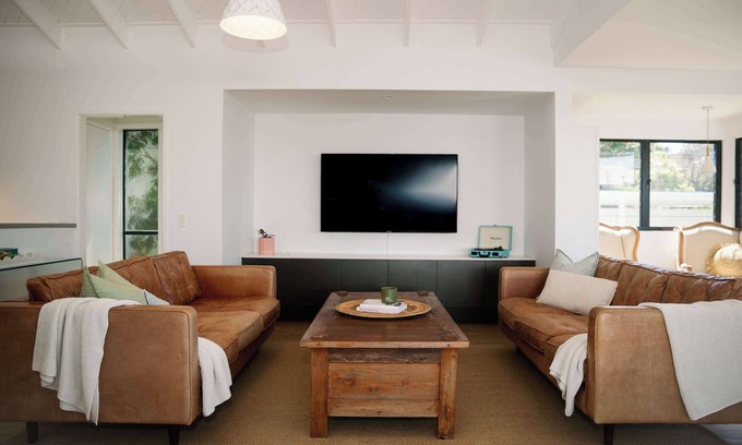 Moffat Beach House | Moffat Beach Abode - Steps to Moffat & Shelly Beach