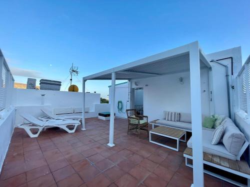 Lomo Quiebre Apartment | Mogan Beach - by Gestión Vacacional Canarias