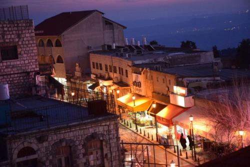 Safed Old City Cabin | Mol Hahr