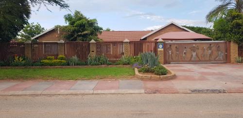 Polokwane Bed & Breakfast | Molata Rabs