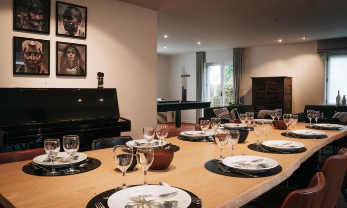 Blankenberge House | MOLO house - cosy house with sunny garden and bbq in silent surroundings - near the BEACH - ideal for families and quiet groups - 15 km from BRUGES