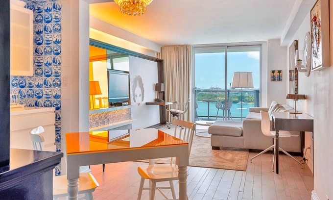 West Avenue Apartment | MON 24H Gym Spa Free WiFi II