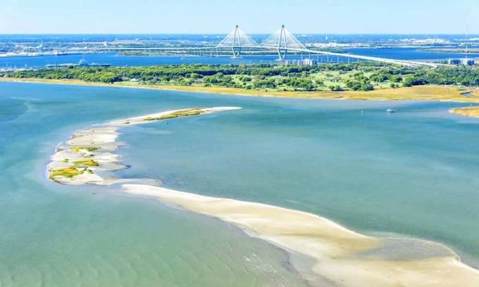 Westside House | Monaco Manor | Charleston Home w/Rooftop Deck!