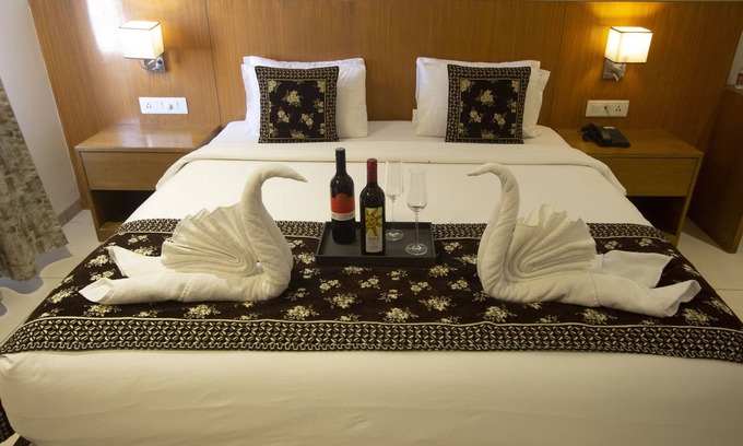 Rajgurunagar Hotel | Monarch Express