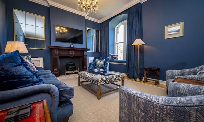 Fort Augustus Apartment | Monastery 8 - Paterson 2 bedroom apartment with luxury period features