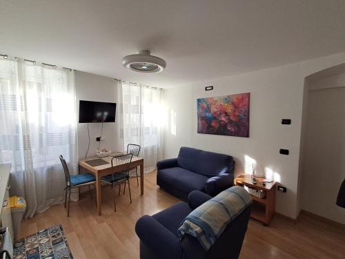 Rovereto Apartment | Monolocale Paola