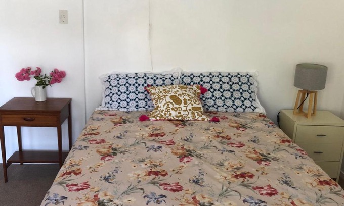 Rawene Bed & Breakfast | Monro House Rawene