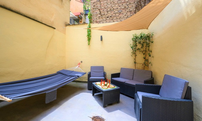 Trastevere Apartment | *Monserrato Garden*