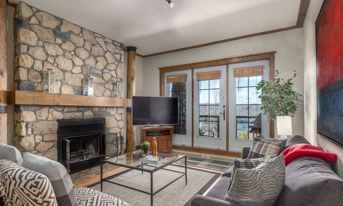 Mont-Tremblant Condo | Mont-Tremblant - Equinoxe 154-2