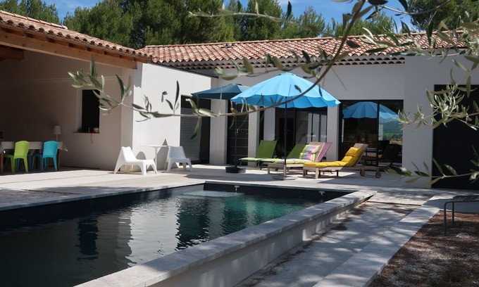 Mazan Villa | Mont Ventoux breathtaking view design house with private pool & air conditioning