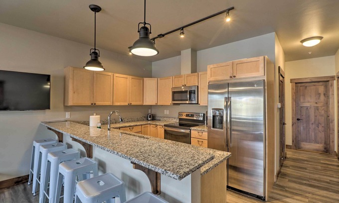 Columbia Falls Condo | Montana Vacation Rental - Fish, Hike, Ski!