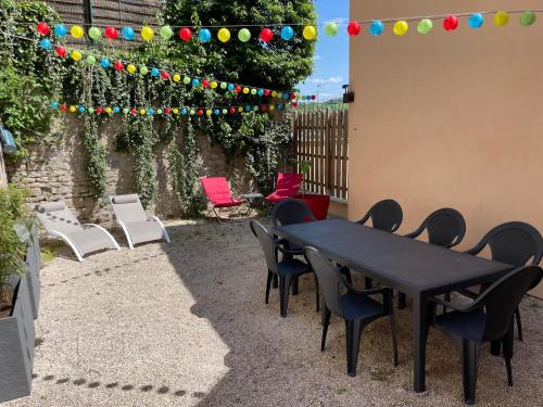 Montbard House | Montbard Maison 7 pers centre historique chez Delphine et Guillaume