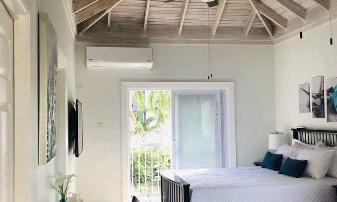 Montego Bay Condo | Montego Bay Hip Strip Condo