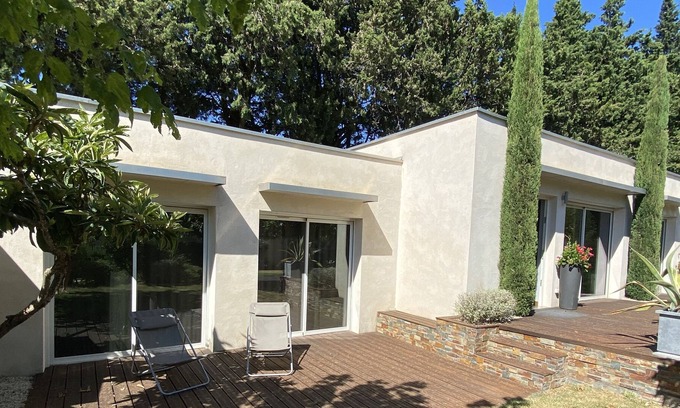 Montelimar House | Montélimar-Detached house with tennis pool