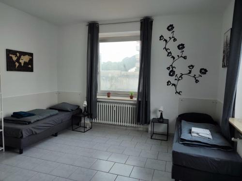 Rheydt Apartment | Monteurwohnung 6 P. Mönchengladbach Rheydt