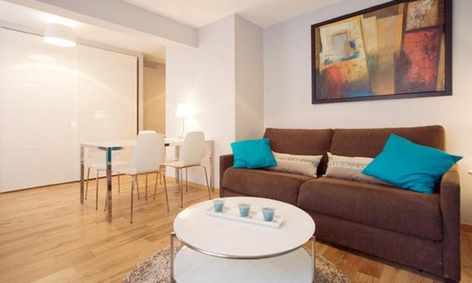 Montmartre Apartment | Montmartre abbesses Sacre-Coeur