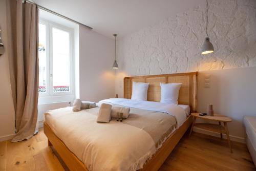 Montmartre Apartment | Montmartre lovers