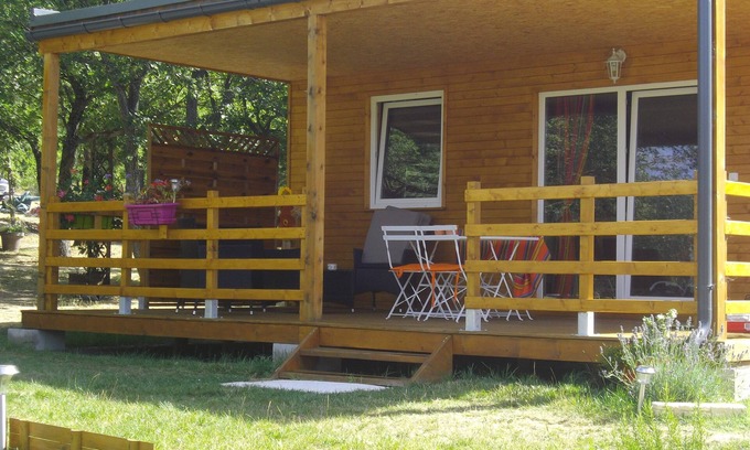 Montolieu Ski Chalet | Montolieu rental 2 pers. + possible young child with swimming pool