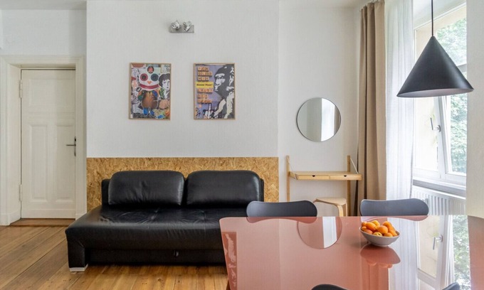 Friedrichshain Apartment | Mooeve 12 apartment in Berlin