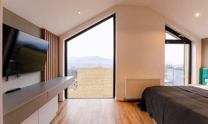Comarnic Villa | Moon Hyperion 1