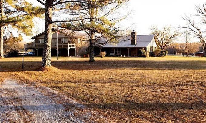Belden House | Moon Lake